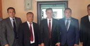 İNSANLARI SEN-BEN DİYE AYRIŞTIRDILAR..