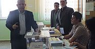 MAHÇİÇEK OYUNU AİLESİYLE BİRLİKTE KULLANDI