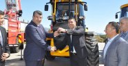 YERLİ İŞ MAKİNASI MST BELEDİYELERİN GÖZDESİ OLDU..