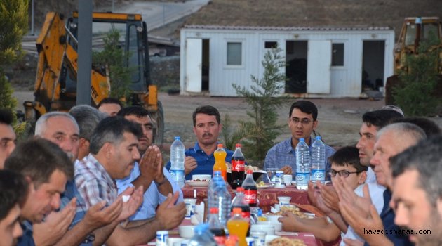 TÜRKOĞLU ‘OSB’ DEN İFTAR YEMEĞİ..